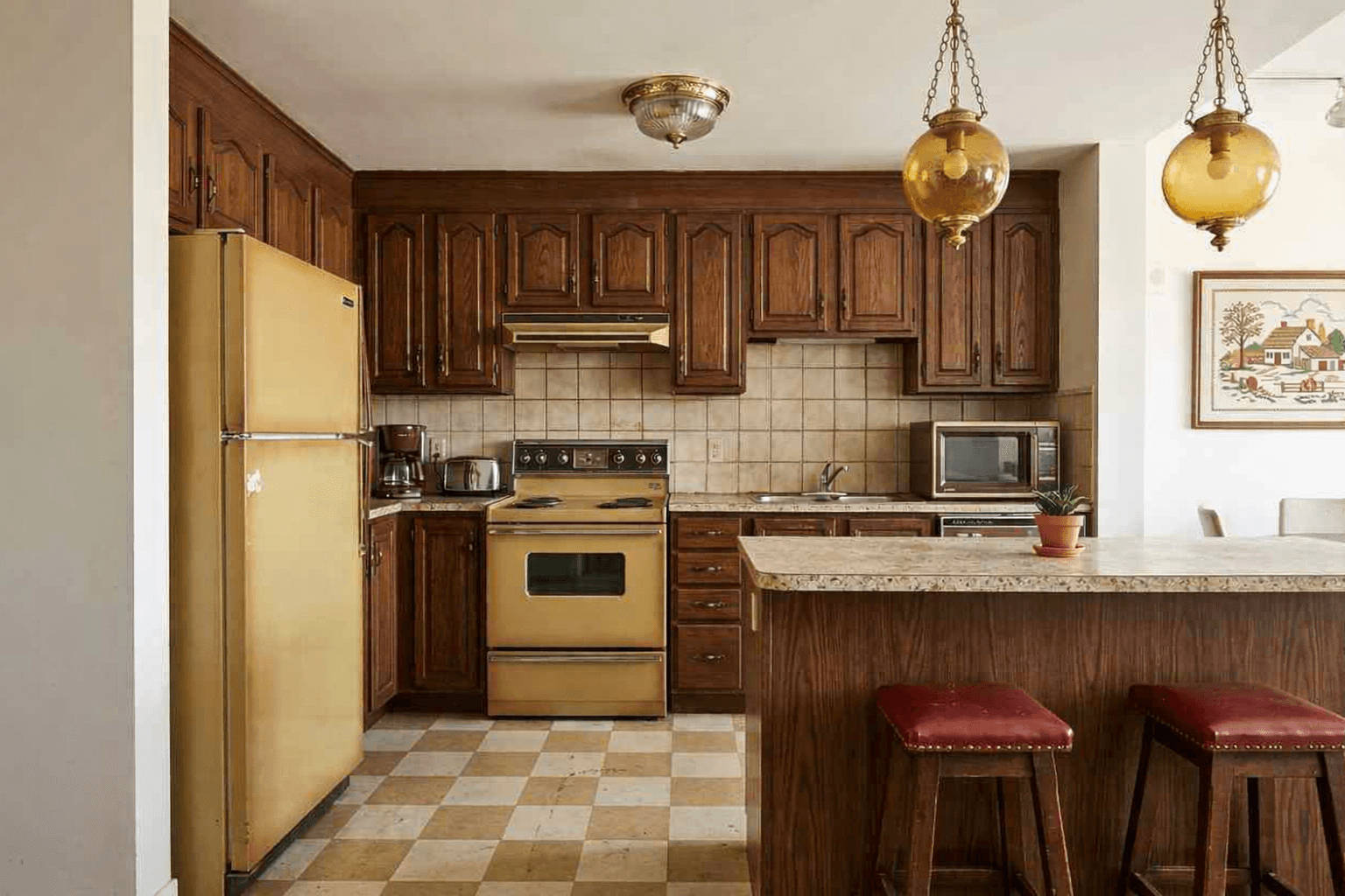 Kitchen before renovation